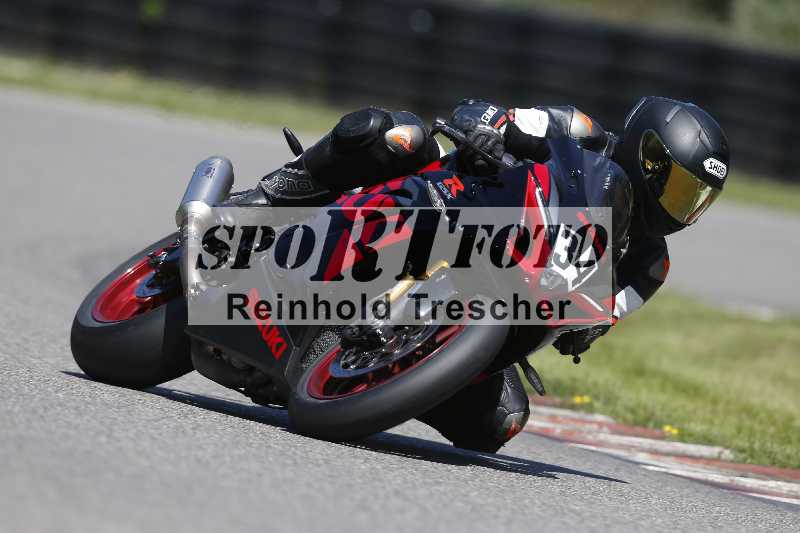 /43 08.08.2025 Discover the Bike ADR/Race 3 rot/34
